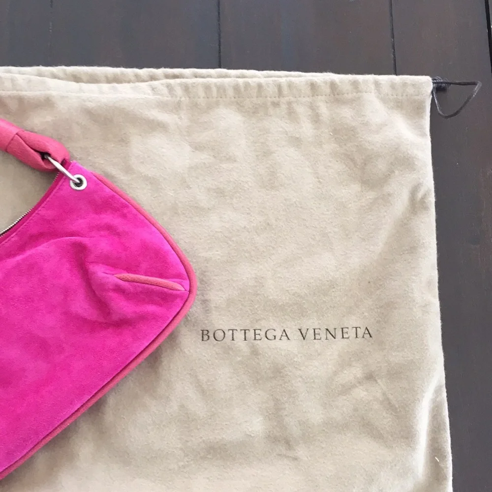 Bottega Veneta Hot Pink Suede Shoulder Bag - Picture 7 of 7